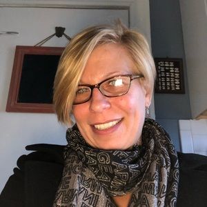 Meet your Posher, Kari